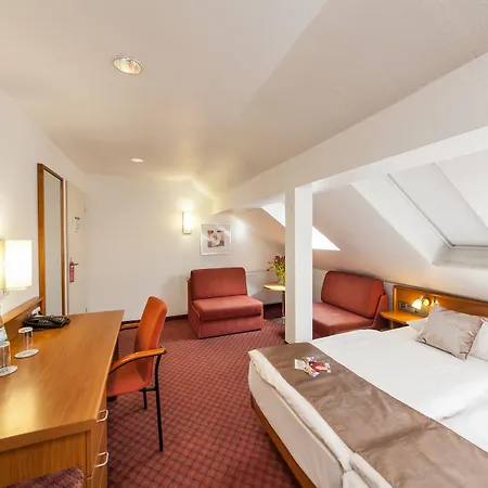 Novum Garden 3* BRE